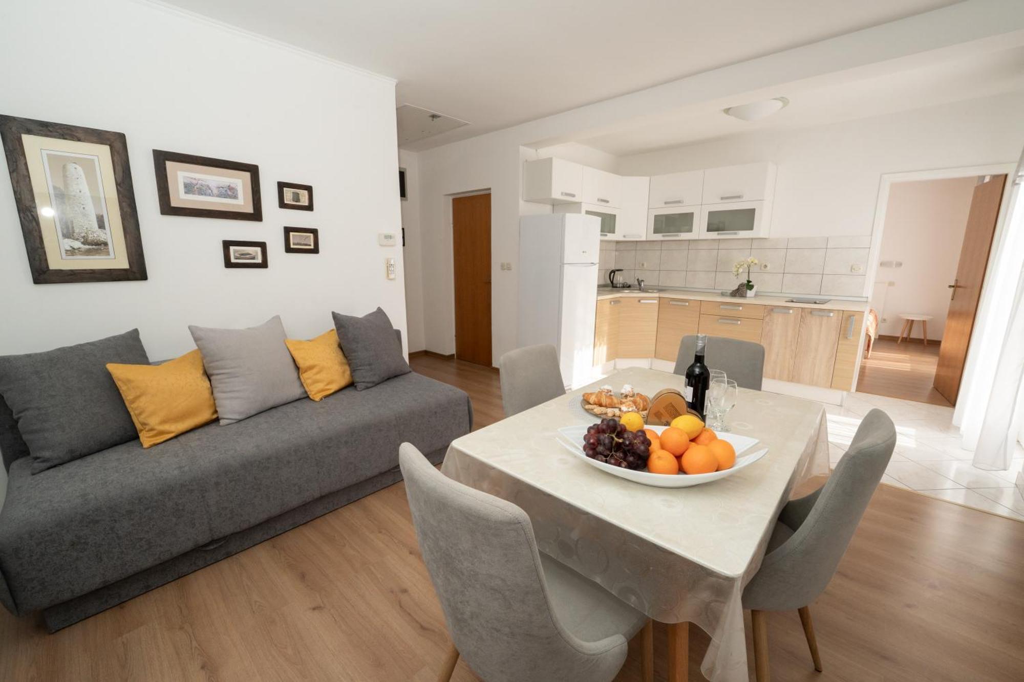 Apartments Biserka Novalja Luaran gambar